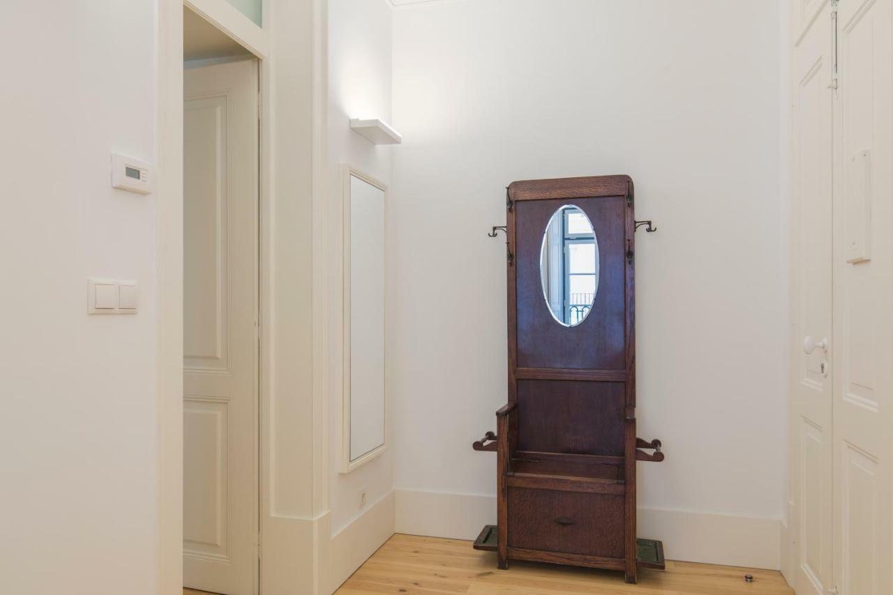 Charming 2 Bedroom Apartment In Baixa Chiado Lisboa Eksteriør billede